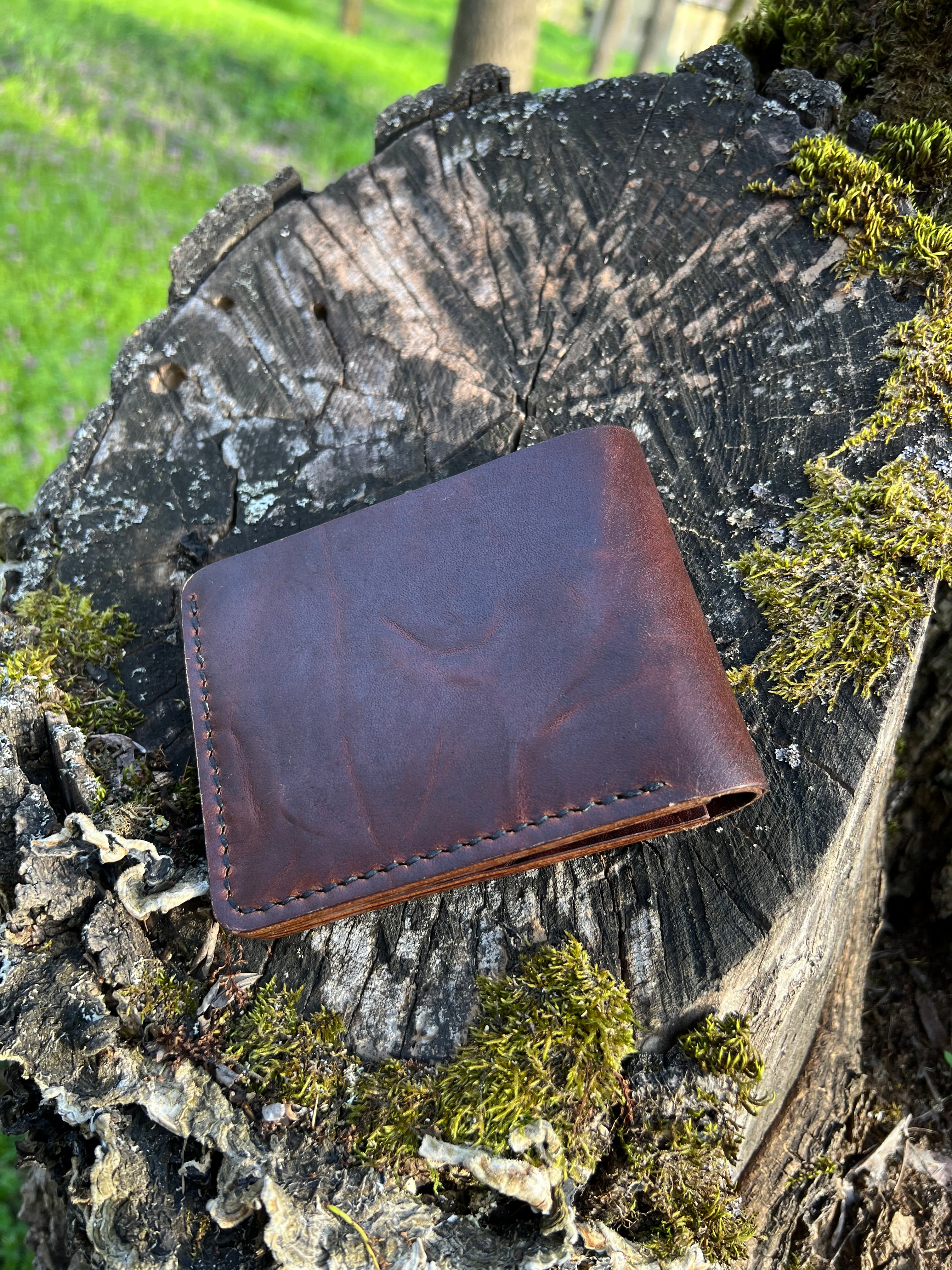 Valahia Wallet -High-Quality Leather Bifold