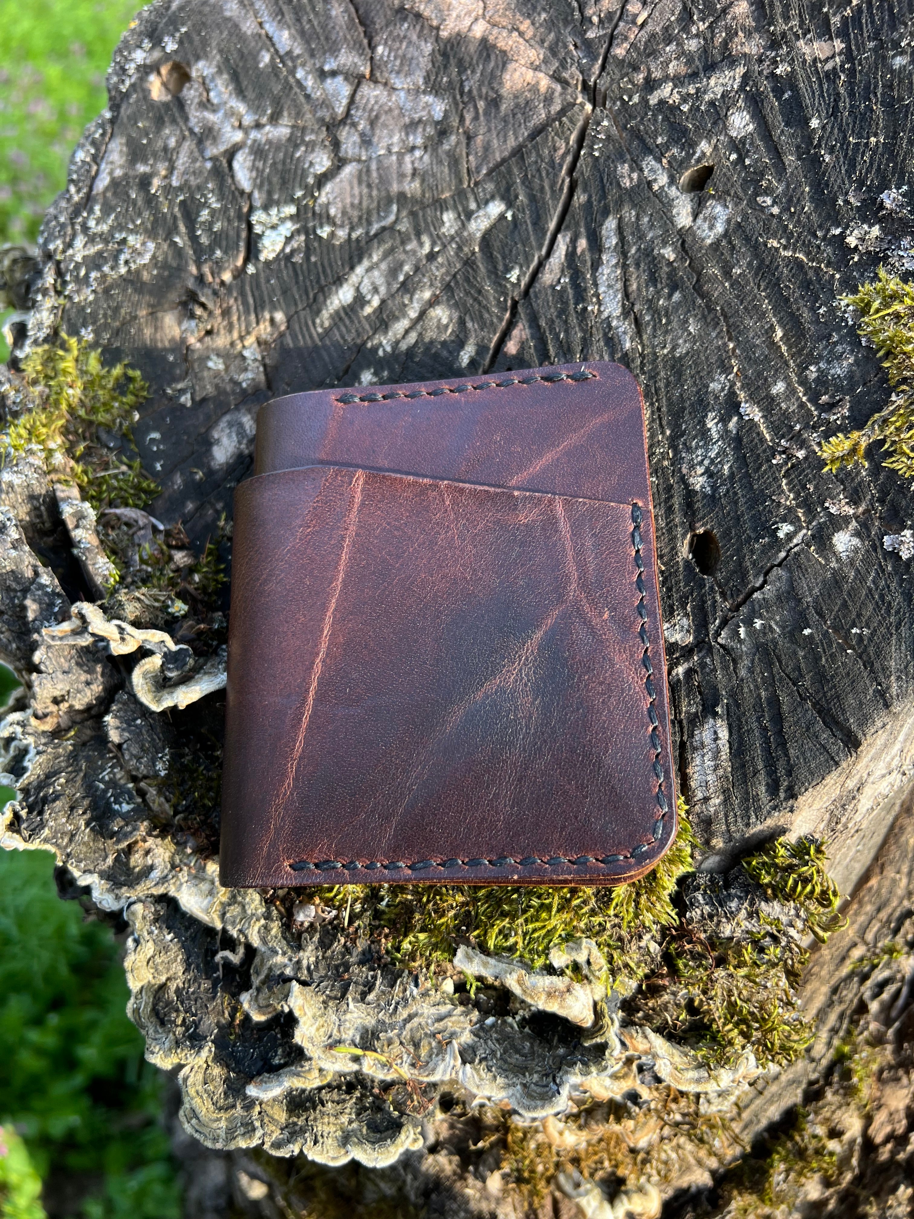 Handmade Leather Wallet , Minimalist Wallet Crafted with Care