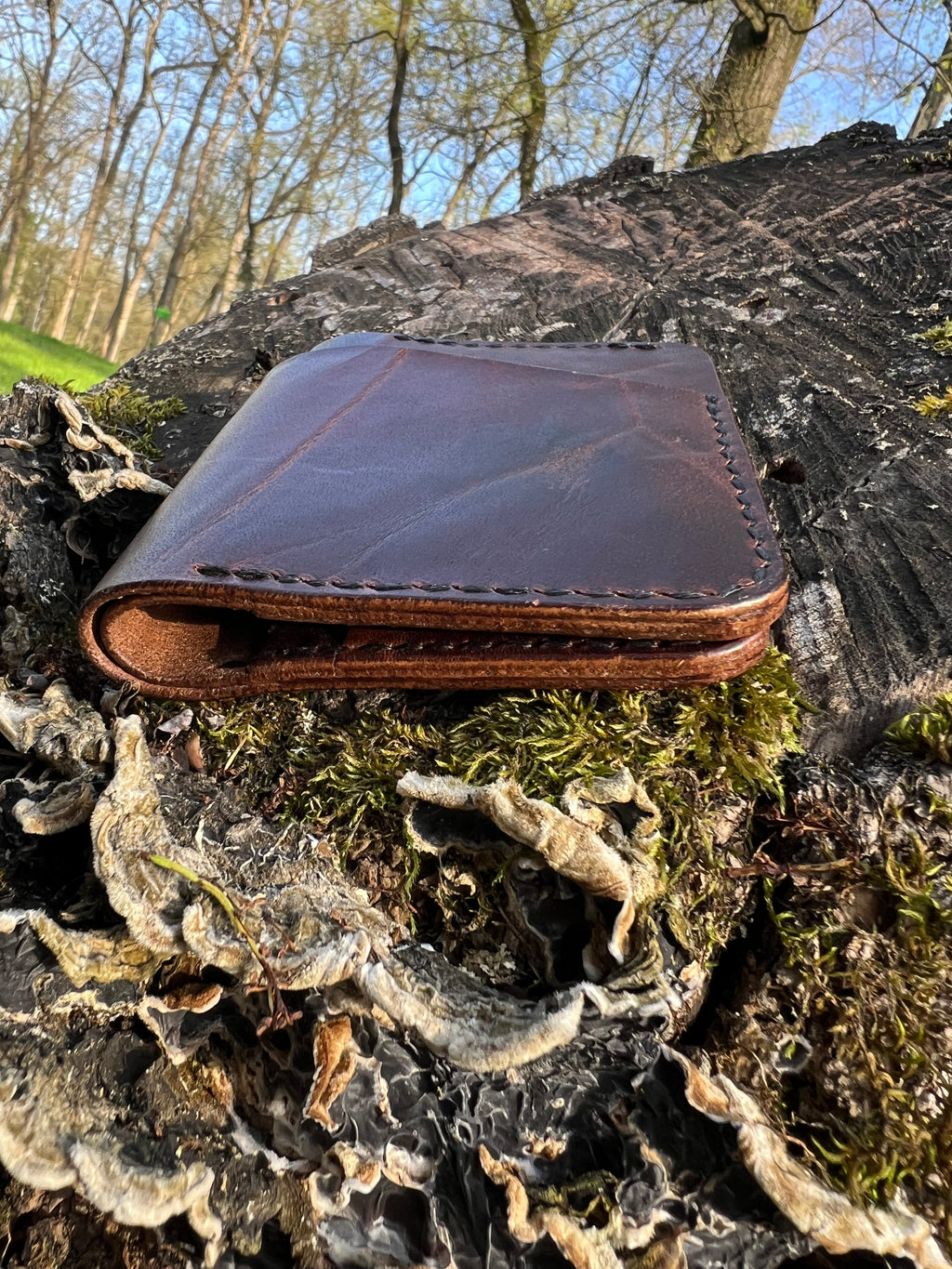Handmade Leather Wallet , Minimalist Wallet Crafted with Care