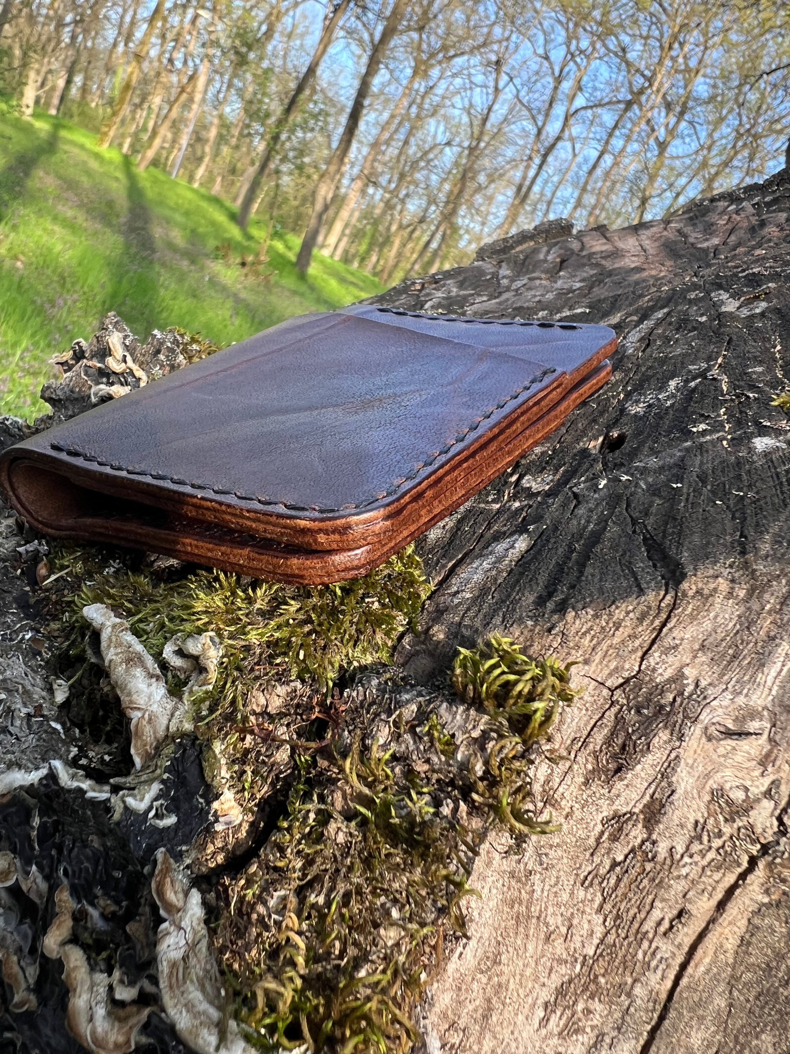 Handmade Leather Wallet , Minimalist Wallet Crafted with Care