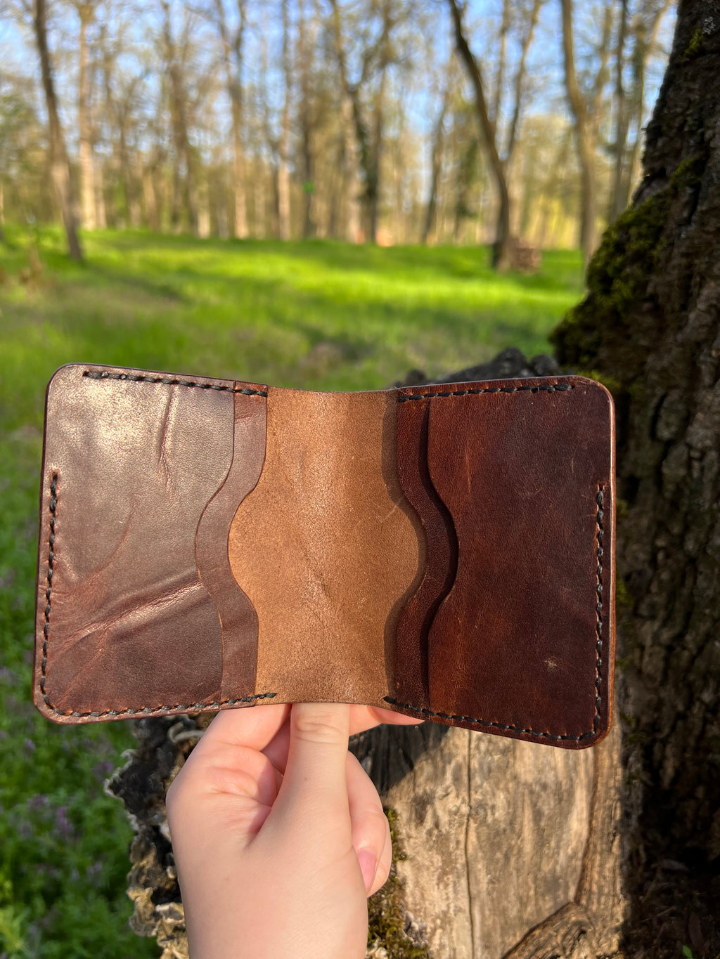 Handmade Leather Wallet , Minimalist Wallet Crafted with Care